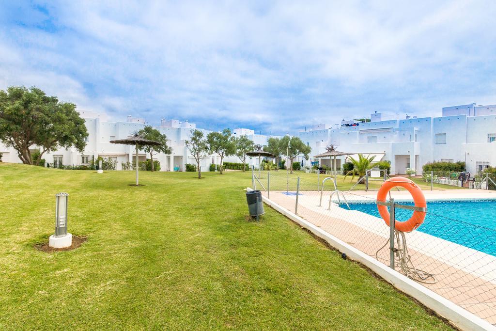 Duplex Camino Del Tejar Villa Conil De La Frontera Luaran gambar